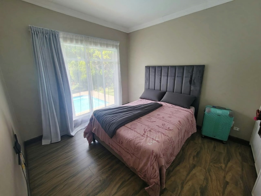 5 Bedroom Property for Sale in Suidrand Free State